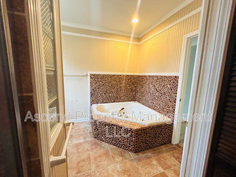 16 Pioneer Ln - Photo 6 of 12