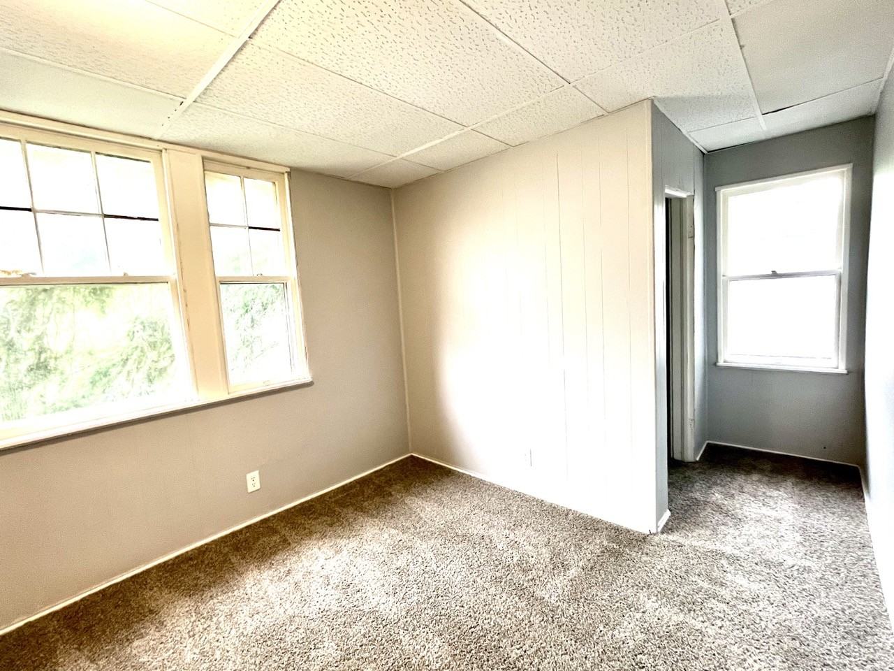 1601 S Linwood Ave #1 - Photo 4 of 7