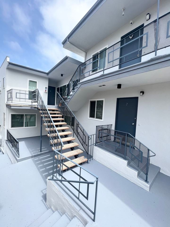 5822 PCH - Photo 2 of 3