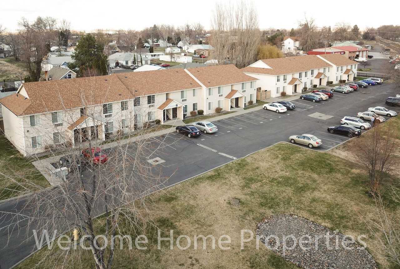 101 Kenwood - Photo 4 of 37