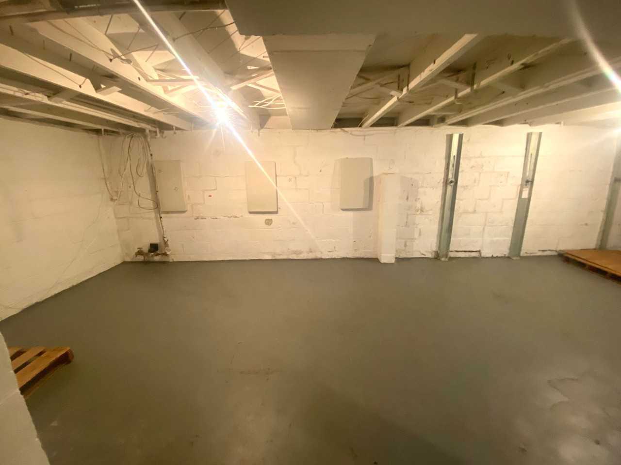 5701 Madison Ave - Photo 4 of 17