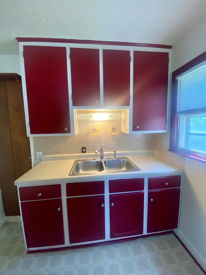 5701 Madison Ave - Photo 6 of 17