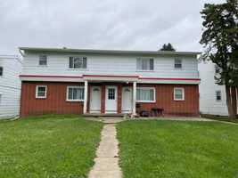 featured image of 221 Miriam Dr