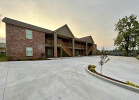 featured image of 223 S Coker St