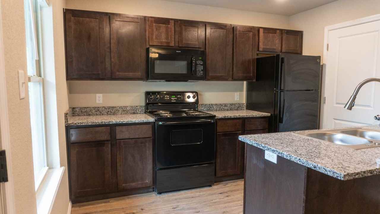 Been Place - Photo 2 of 9