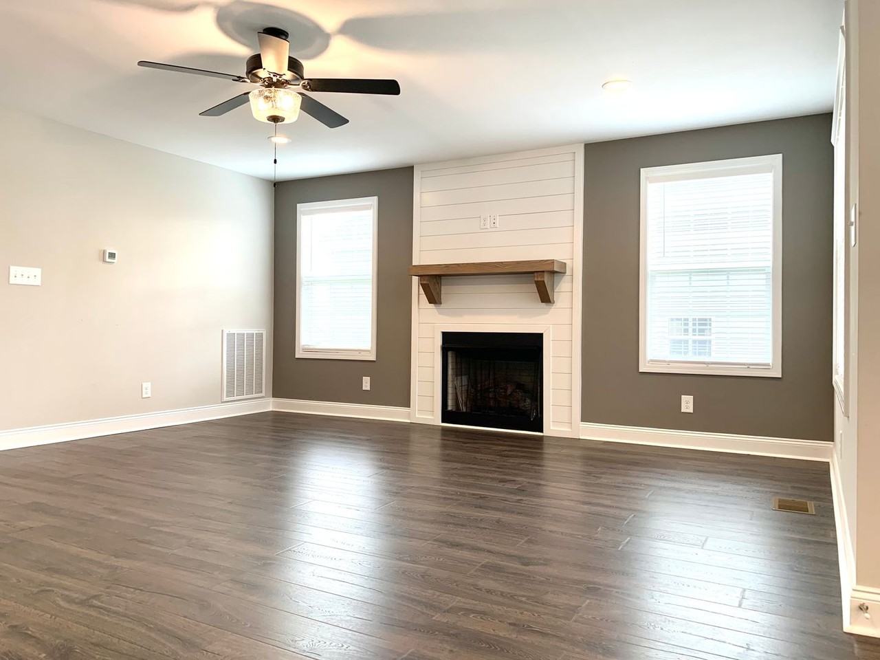 712 Banister Dr - Photo 6 of 37