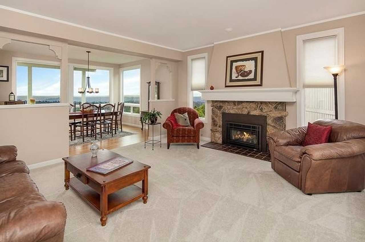 13815 Se 52nd Pl - Photo 2 of 19