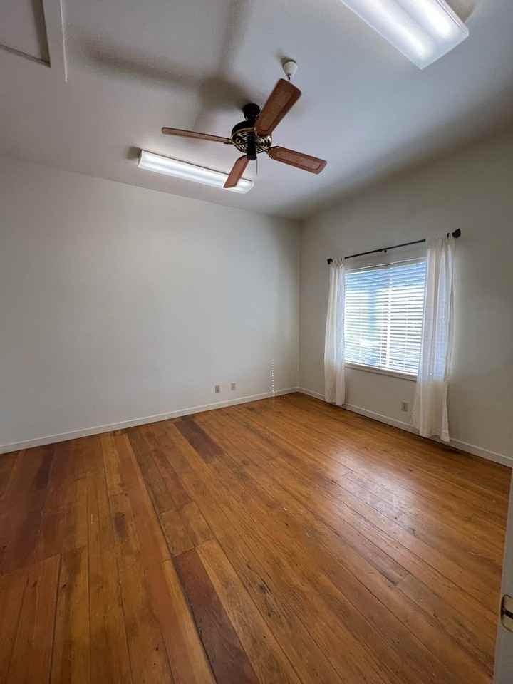 408 Broad St - Photo 2 of 31