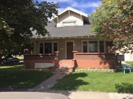 featured image of 425 Maple St