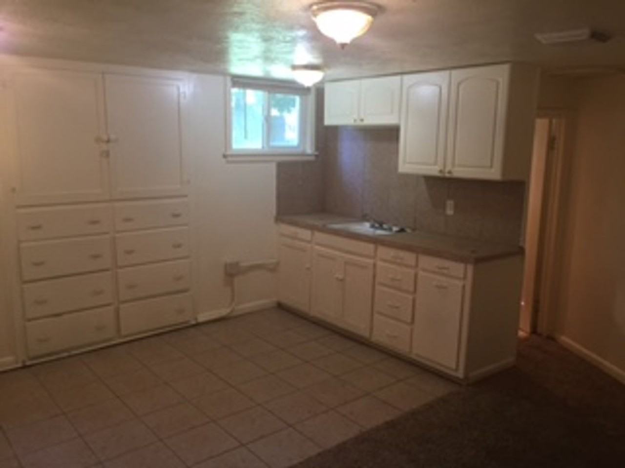 403 Maple St #2 - Photo 7 of 11