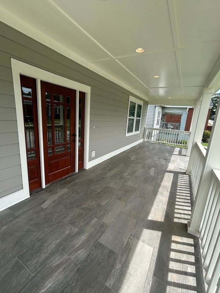 325 N Dean St - Photo 3 of 18