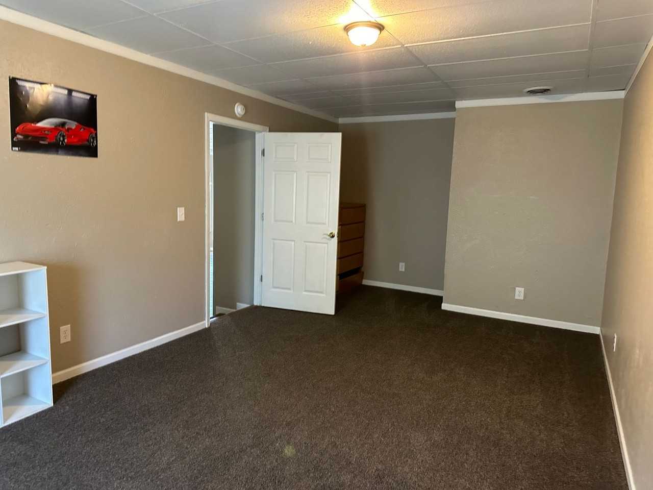 466 Mcphail St - Photo 3 of 16