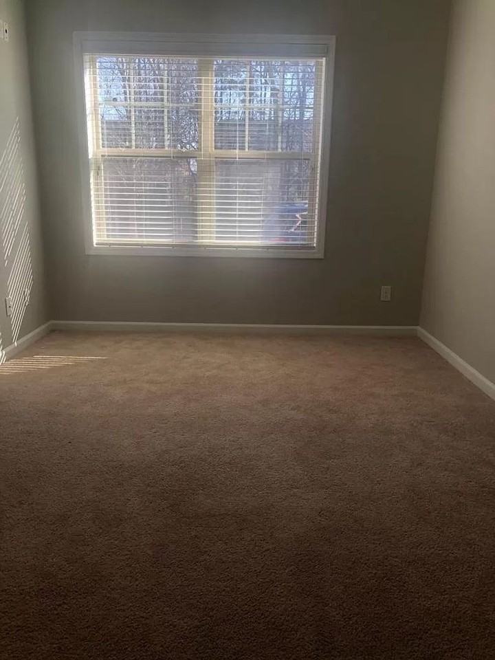 824 Ivy Vine Way - Photo 6 of 14