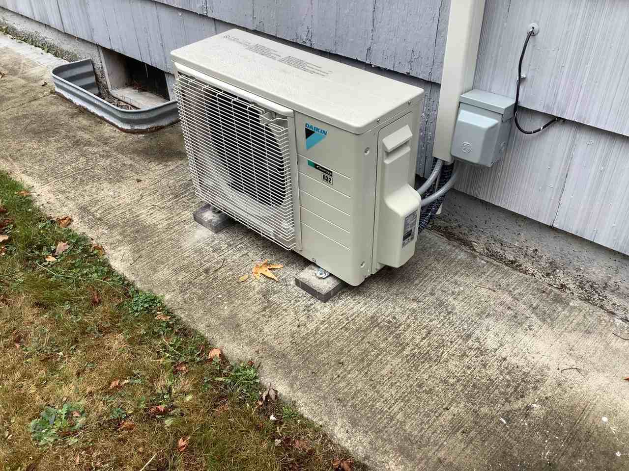 2156 Lombard St - Photo 4 of 42