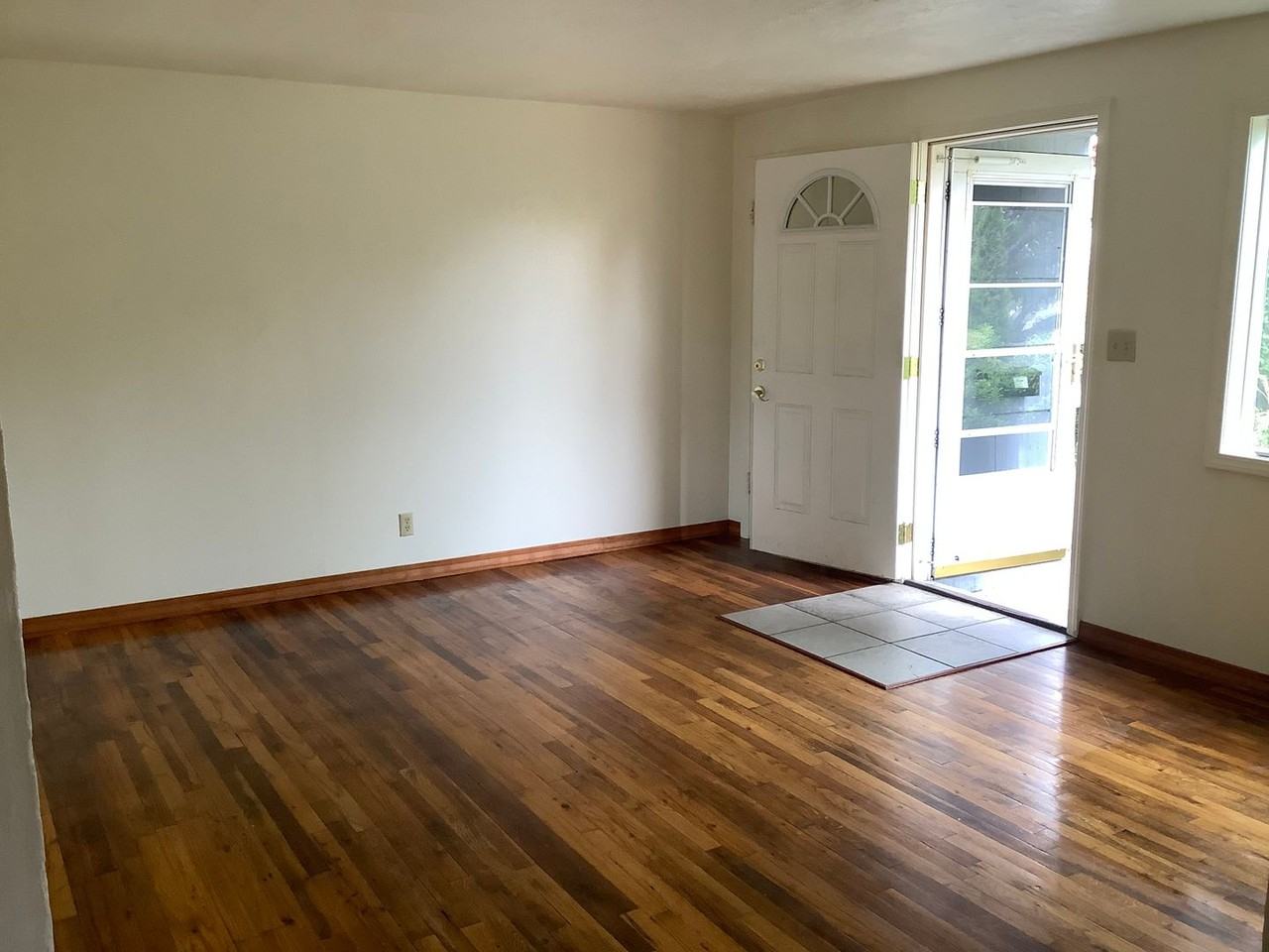 2156 Lombard St - Photo 6 of 42