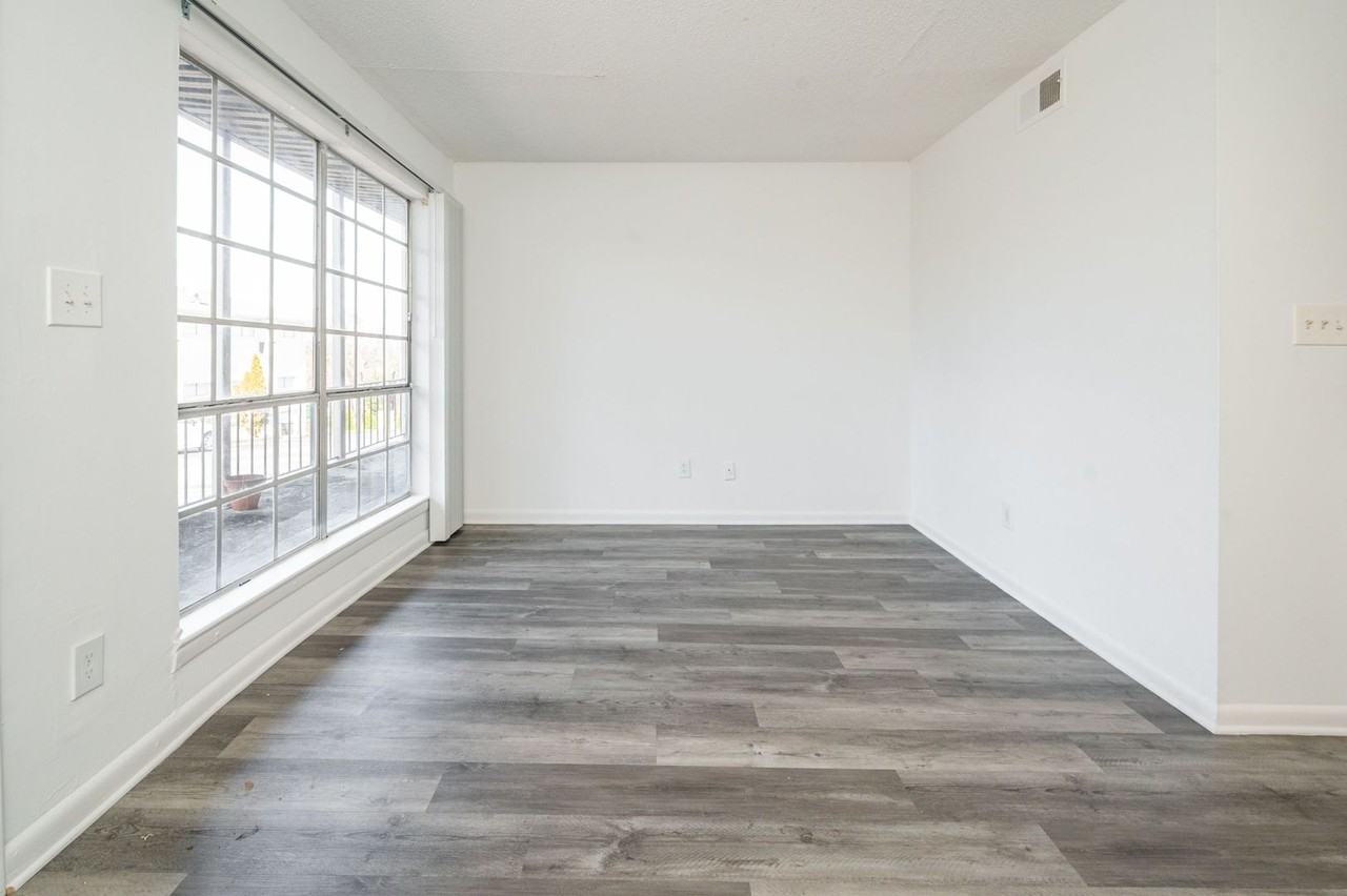 The Cliffs - Photo 5 of 14