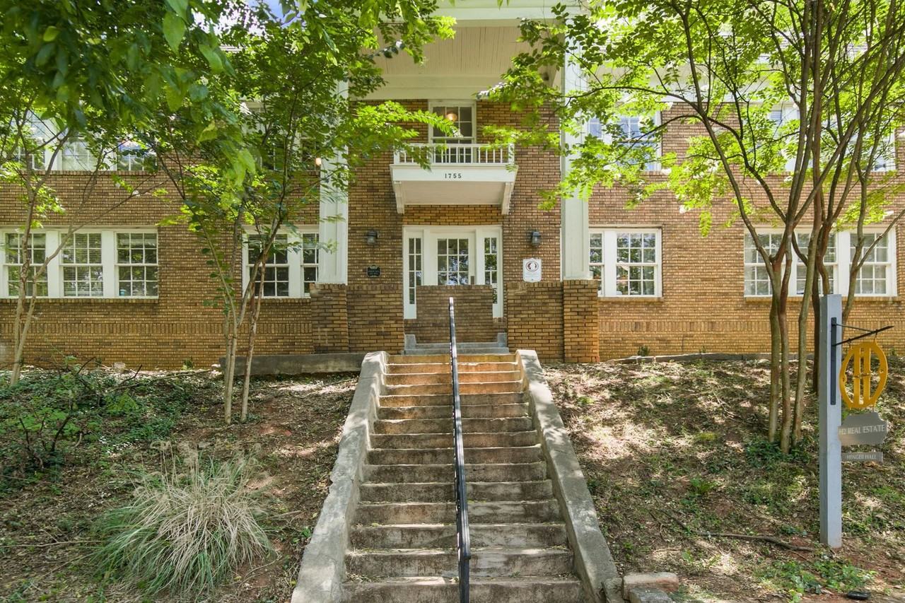 Henger Hall - Photo 5 of 19