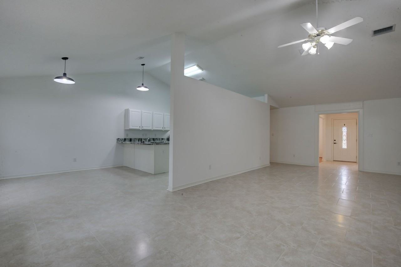 139 Destrehan Rd - Photo 3 of 18