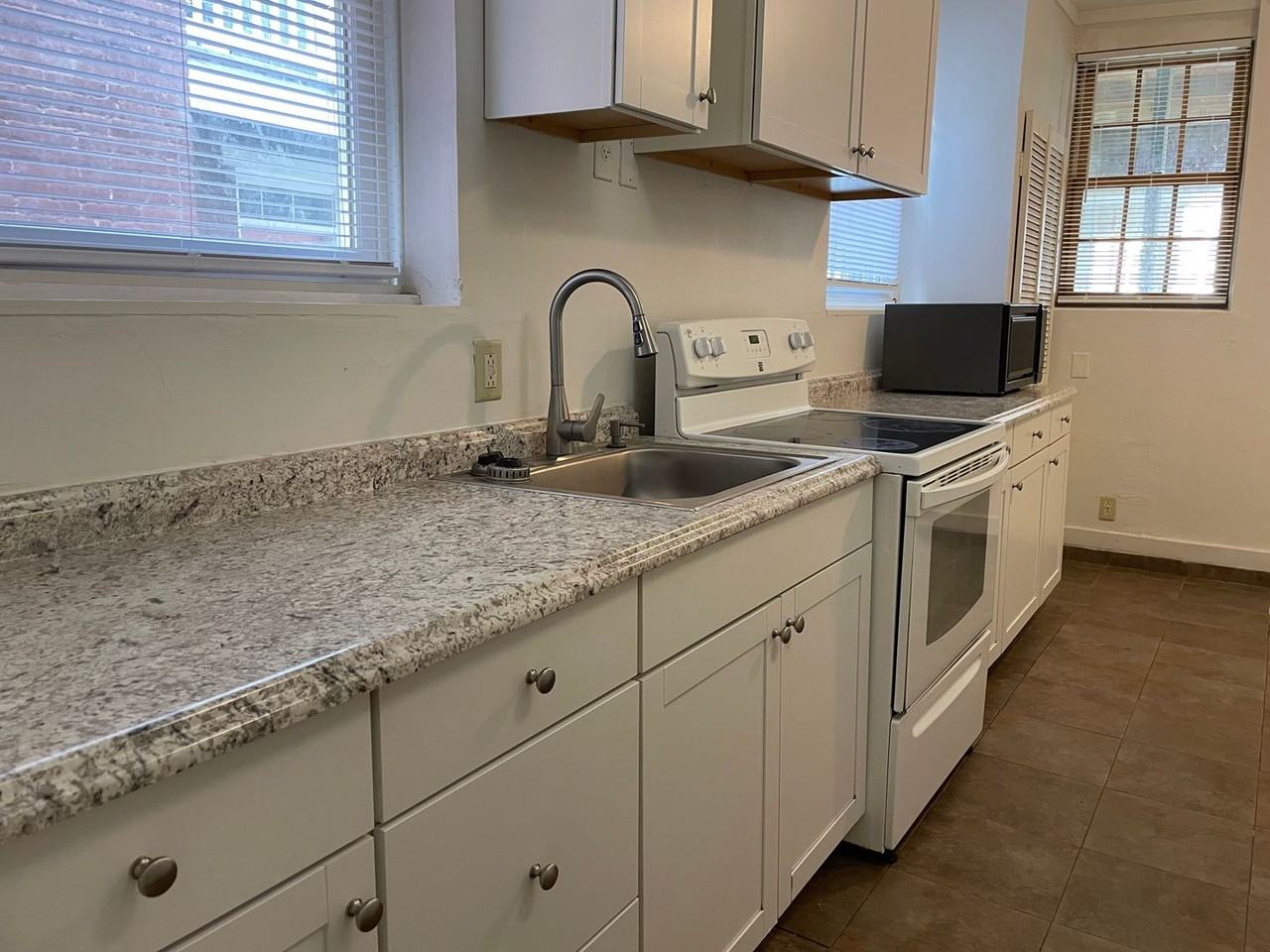 605 Marietta Ave. - Photo 3 of 16