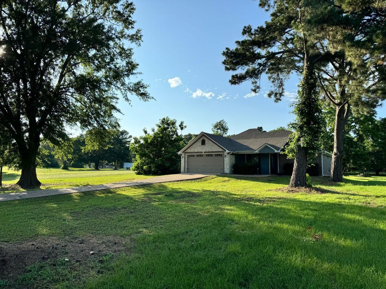 22530 Bluewater Rd - Photo 3 of 34