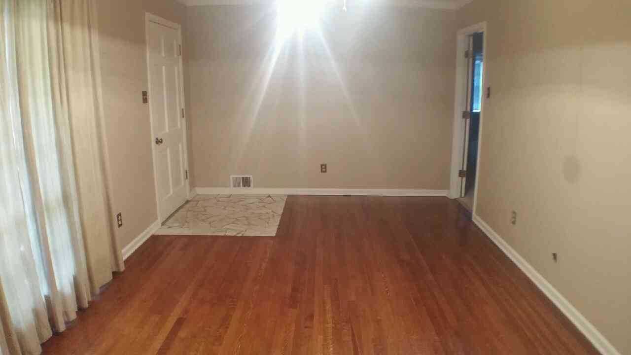 6120 Ivanhoe Rd - Photo 2 of 16