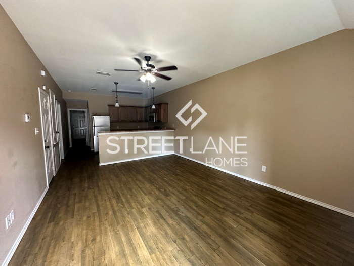 10 Bella Dr - Photo 2 of 10