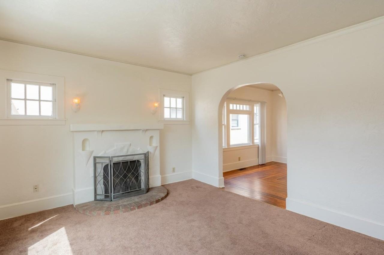 241 Clay St #NA - Photo 2 of 9