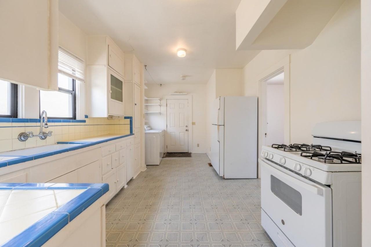 241 Clay St #NA - Photo 4 of 9