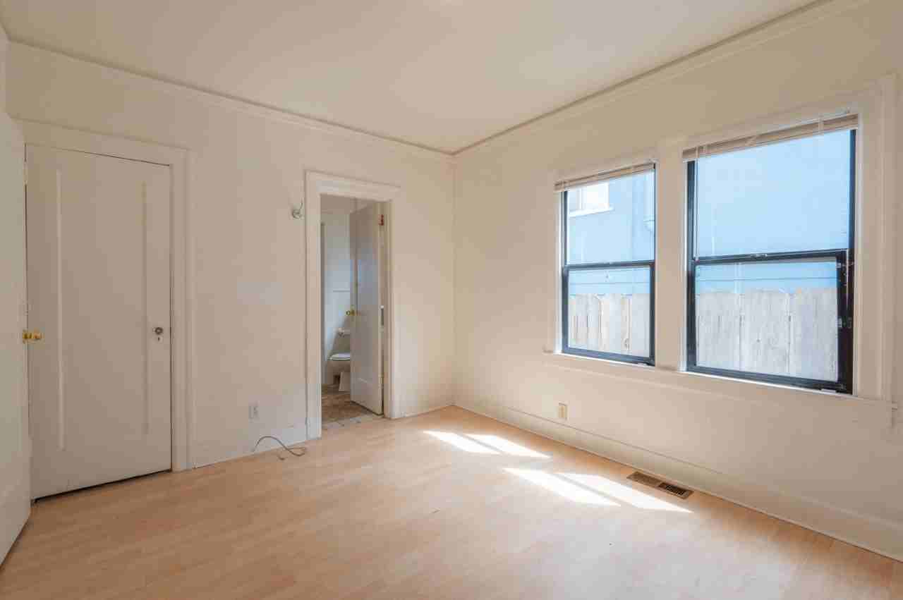 241 Clay St #NA - Photo 5 of 9