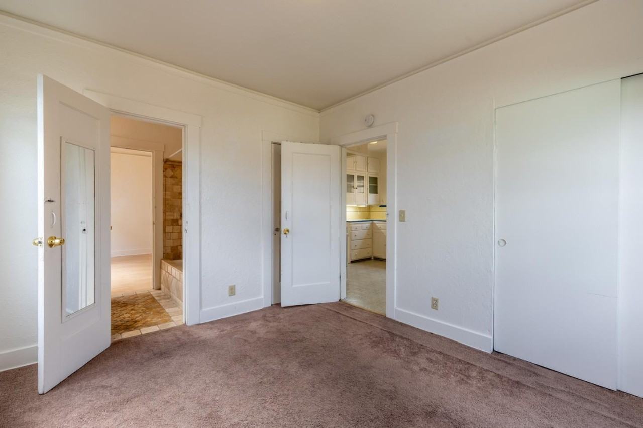 241 Clay St #NA - Photo 7 of 9