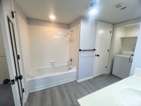 1450 S Webb Rd #422 - Photo 1 of 1