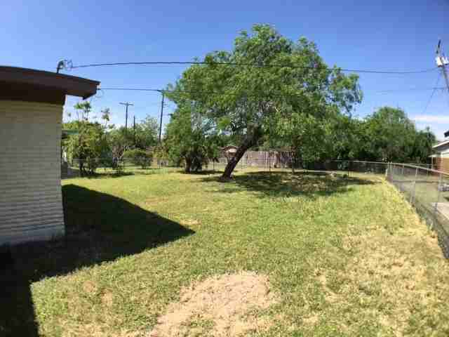 823 S 17th Ave #NA - Photo 3 of 14