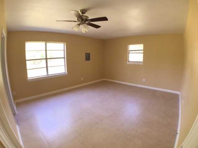 823 S 17th Ave #NA - Photo 7 of 14