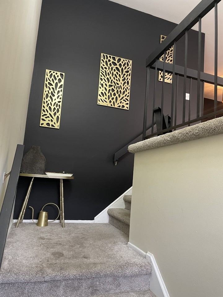 458 Skokie Ln - Photo 2 of 15