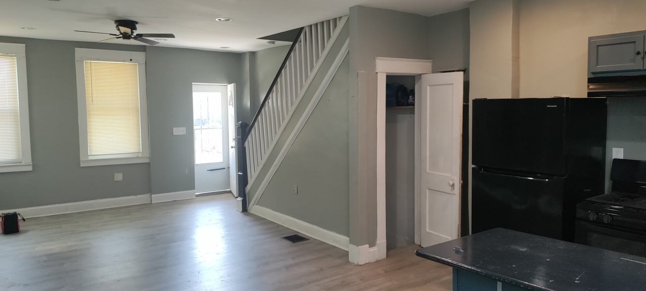 1518 Sycamore St #NA - Photo 3 of 8