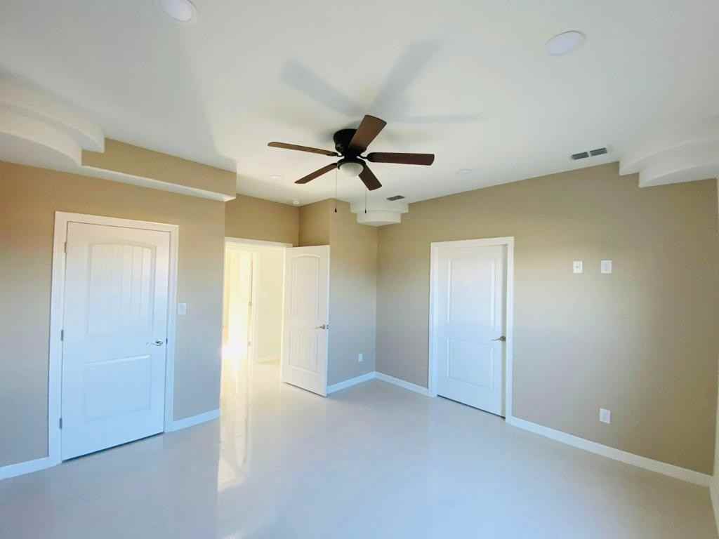 209 W Rutherford Ave #2B2B - Photo 5 of 10