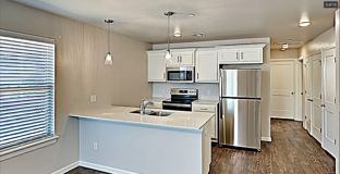 407 Summit Ridge Dr #NA - Photo 1 of 1