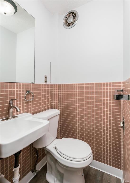 17 Tower Hill Ct #17 - Photo 7 of 22