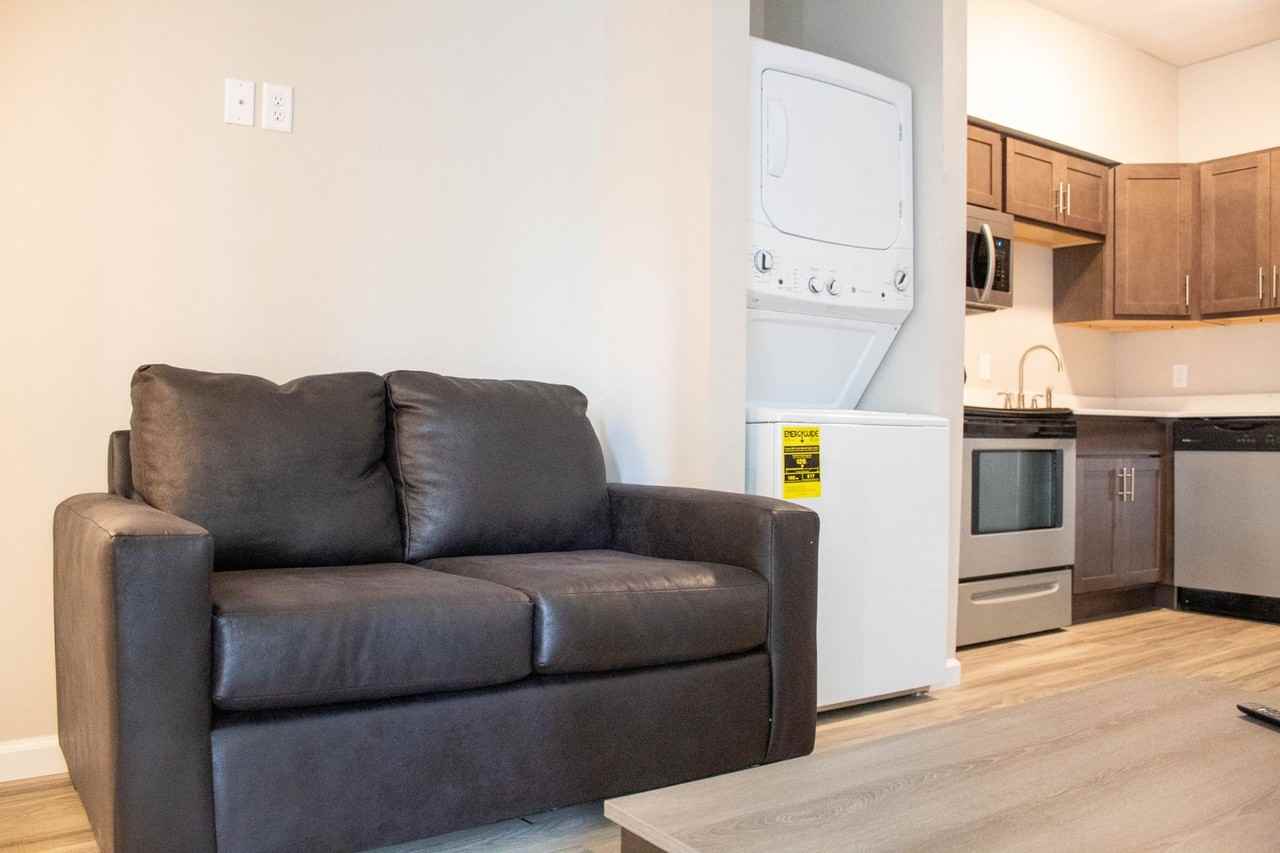 507 S Fourth - Photo 5 of 50