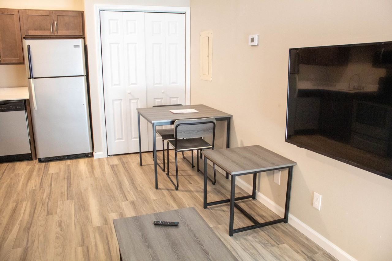 507 S Fourth - Photo 7 of 50