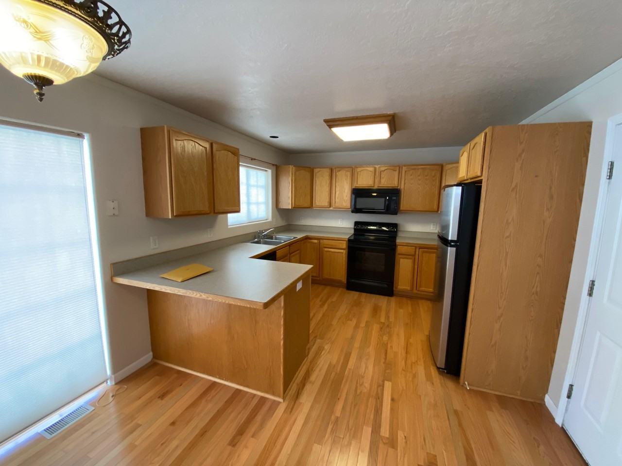 214 Inez St #1 - Photo 3 of 13
