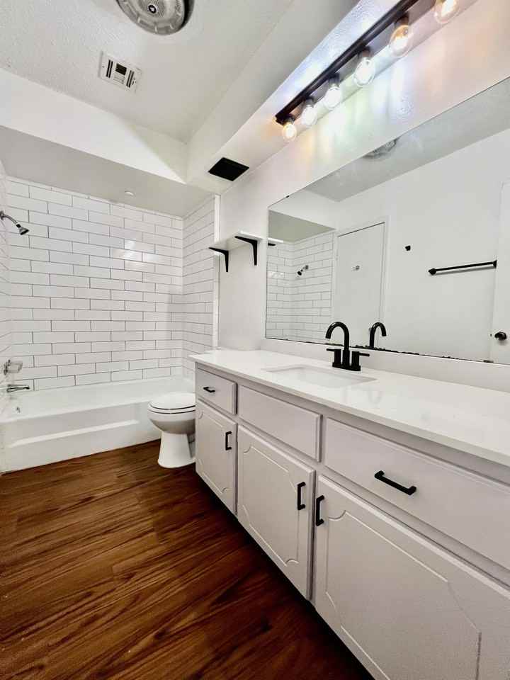 422 Beacon Ave #1 - Photo 6 of 12