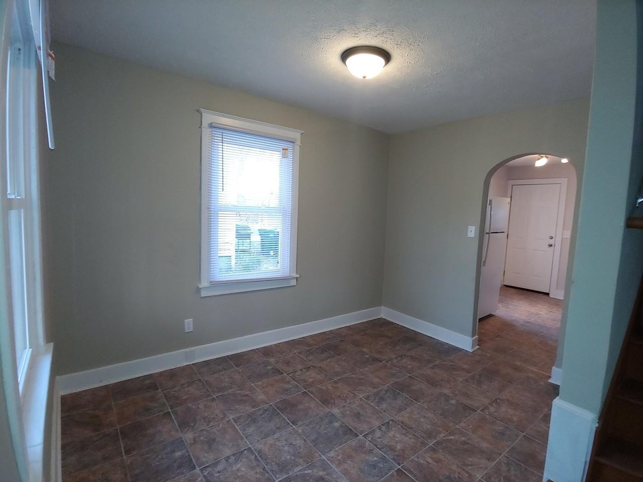 532 Vernon St #1 - Photo 7 of 45