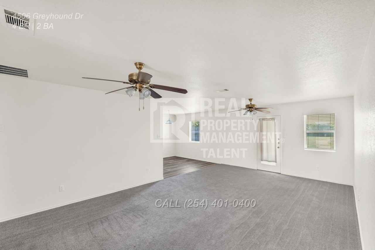 4506 Greyhound Dr - Photo 5 of 19