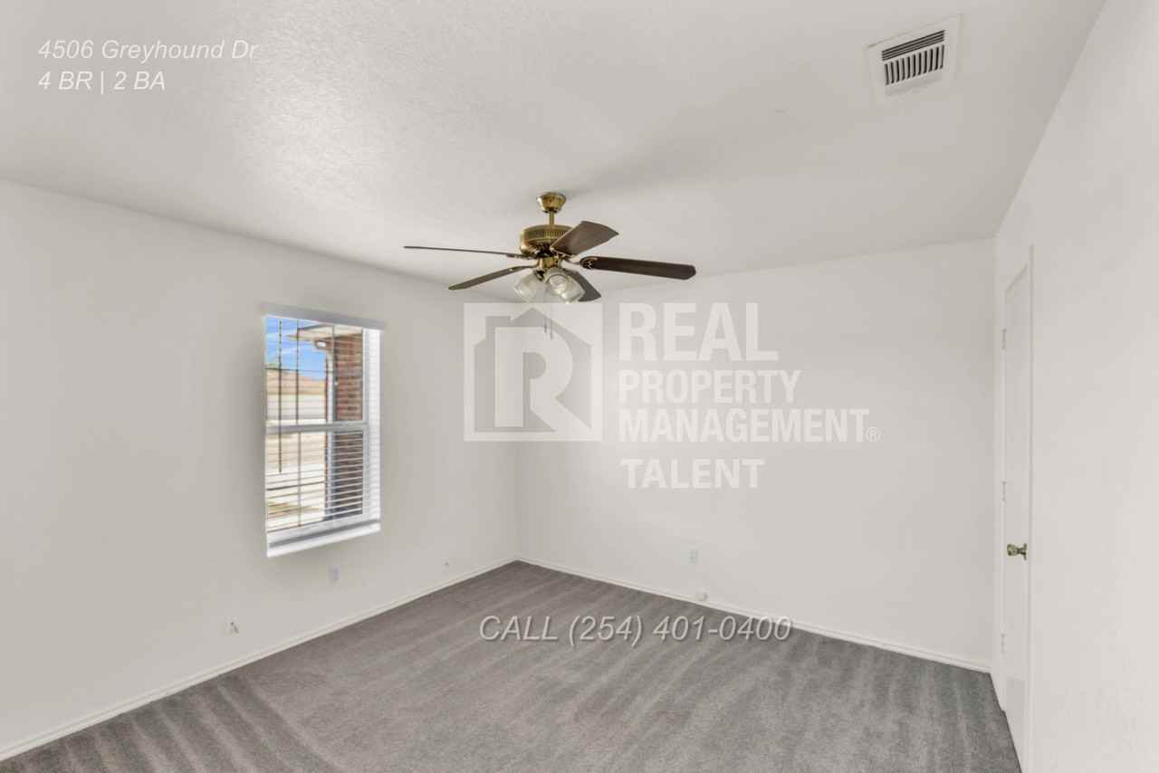 4506 Greyhound Dr - Photo 6 of 19