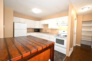 2428 Oak St #A - Photo 1 of 1