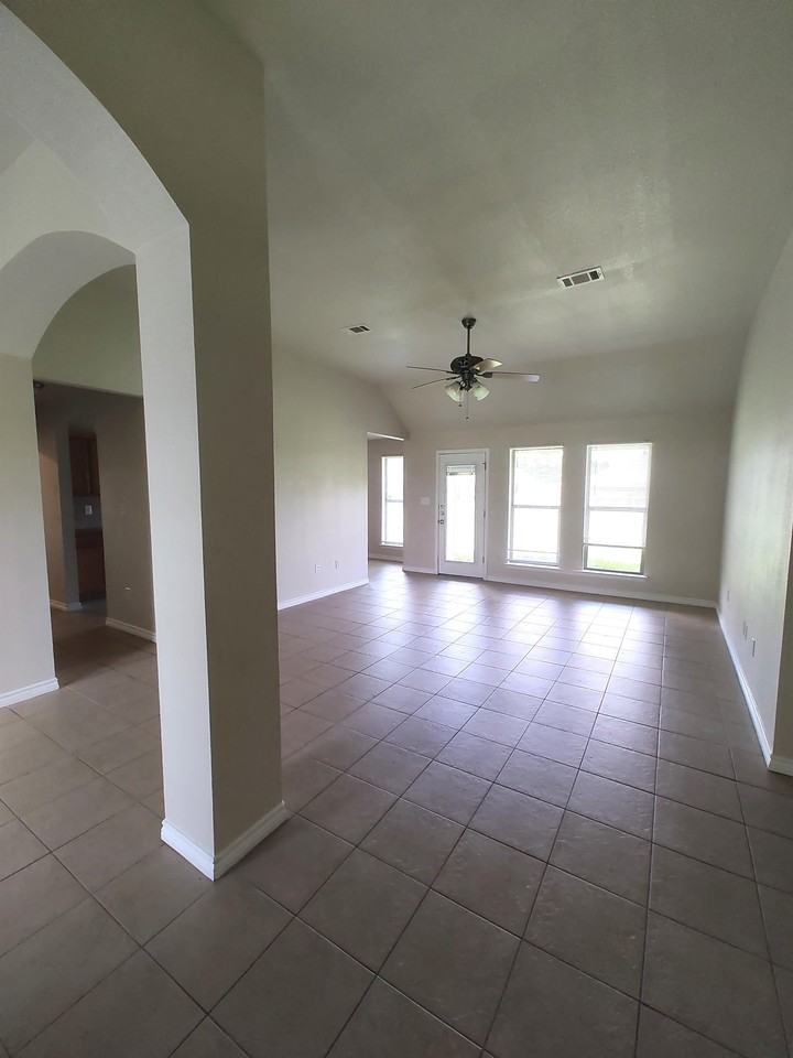 5460 Westmeadow Ln #1 - Photo 2 of 20