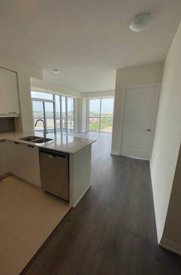 65 Watergarden Drive #608 - Photo 5 of 12