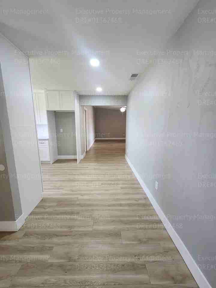 10112 Meacham Rd - Photo 6 of 37