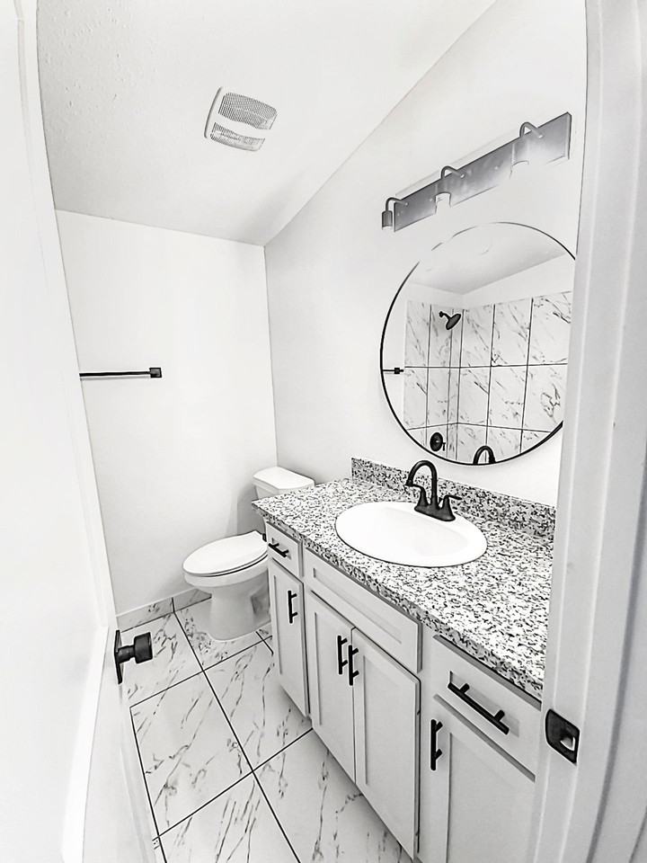 Verandas of Beaumont - Photo 2 of 50